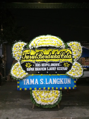 Papan Bunga Duka di Gebangsari